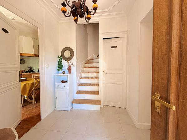 Maison en pierre, Angouleme, 5 pièce(s), 3 CH, 132 m2