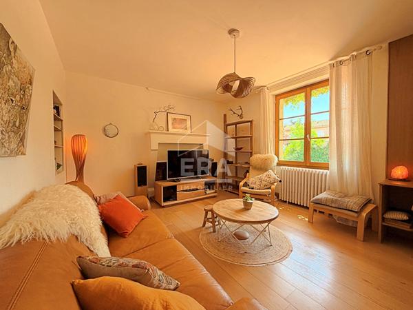 Maison en pierre, Angouleme, 5 pièce(s), 3 CH, 132 m2