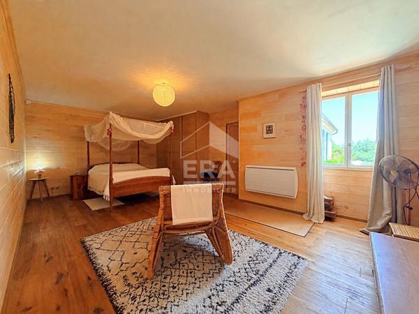 Maison en pierre, Angouleme, 5 pièce(s), 3 CH, 132 m2