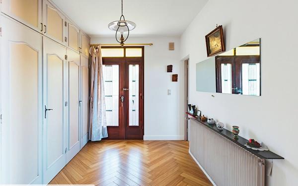 Maison à vendre    6 pièces • 175 m2 Jonquerettes