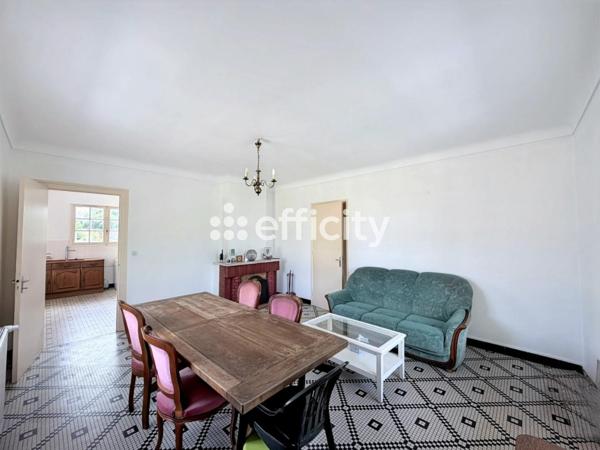 Maison
         4 pièces
        - 85 m²