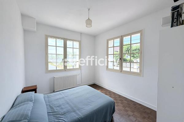 Maison
         4 pièces
        - 85 m²