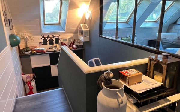 Immeuble à vendre    4 pièces • 407 m2 Saint-Hernin