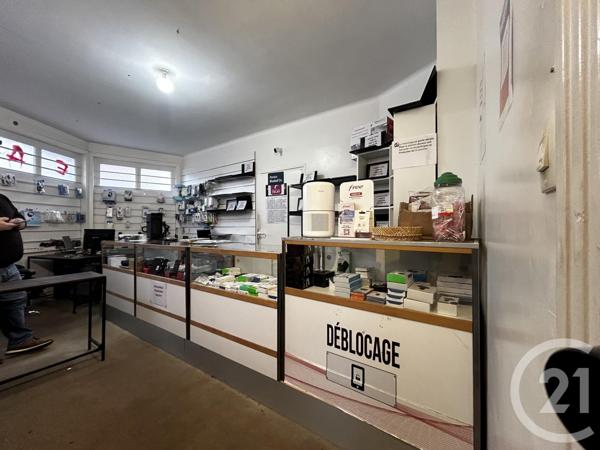 Immeuble à vendre  90 m2 HELLEMMES LILLE - 59