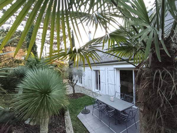 Superbe Propriété dans le très prisé Parc de Maugarny