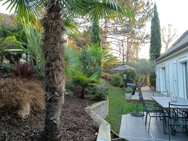 Superbe Propriété dans le très prisé Parc de Maugarny