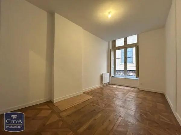 Appartement à louer 2 pièces 62.4m² Lyon 1er Arrondissement (69001)