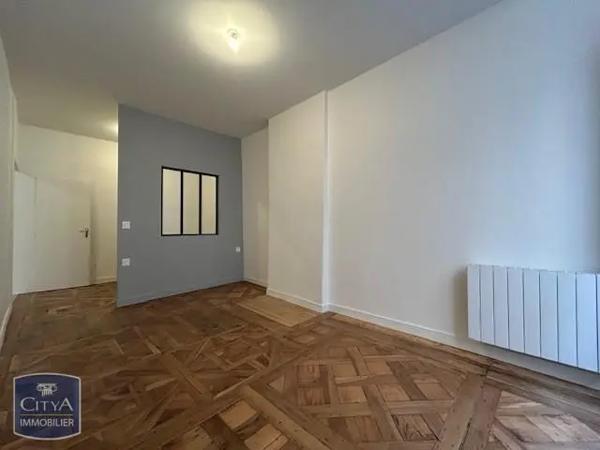Appartement à louer 2 pièces 62.4m² Lyon 1er Arrondissement (69001)
