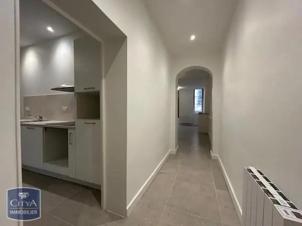 Appartement à louer 2 pièces 62.4m² Lyon 1er Arrondissement (69001)
