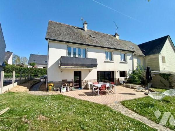 Votre office notarial TRENTE CINQ NOTAIRES vous propose - cette maison de 160 m² habitables,  d...