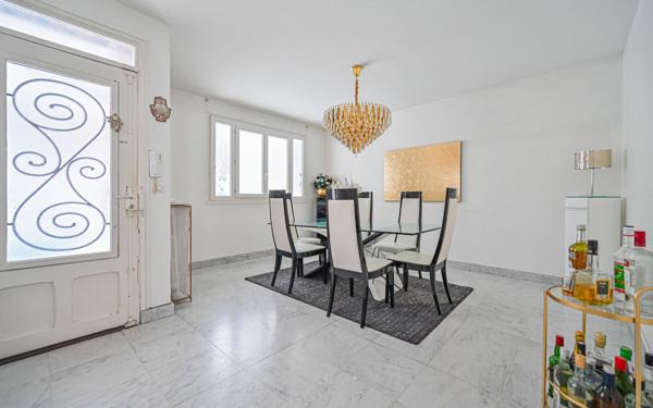 Maison à vendre    7 pièces •  Pantin