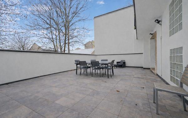 Maison à vendre    7 pièces •  Pantin