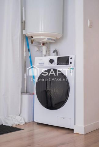 En plein cœur d’Épernay, découvrez cet appartement T2 entièrement refait à neuf, meublé, au 1er étage d’une petite copropriété aux faibles charges. Idéal pour un investisseur ou un primo-accédant, ce bien rare allie confort, emplacement privilégié et rentabilité.