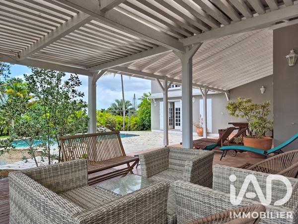 Maison à vendre 6 pièces 198 m² Sainte-Rose