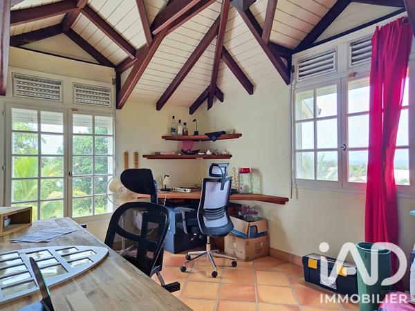 Maison à vendre 6 pièces 198 m² Sainte-Rose