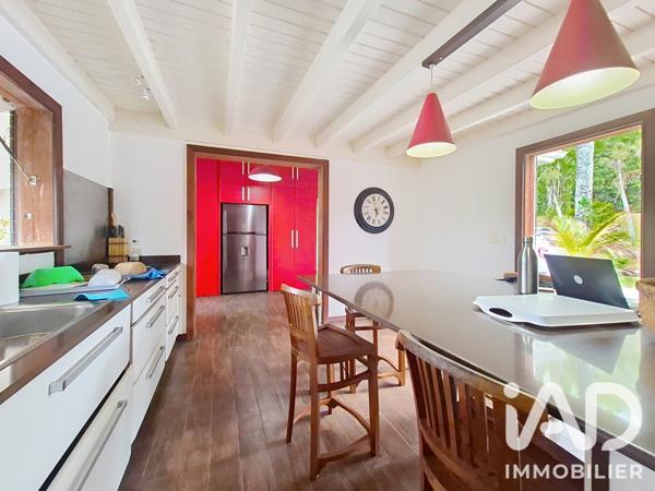 Maison à vendre 6 pièces 198 m² Sainte-Rose