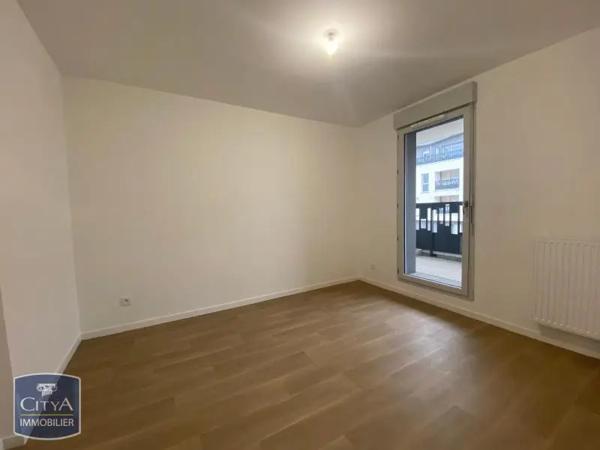 Appartement à louer 2 pièces 42.43m² Mainvilliers (28300)