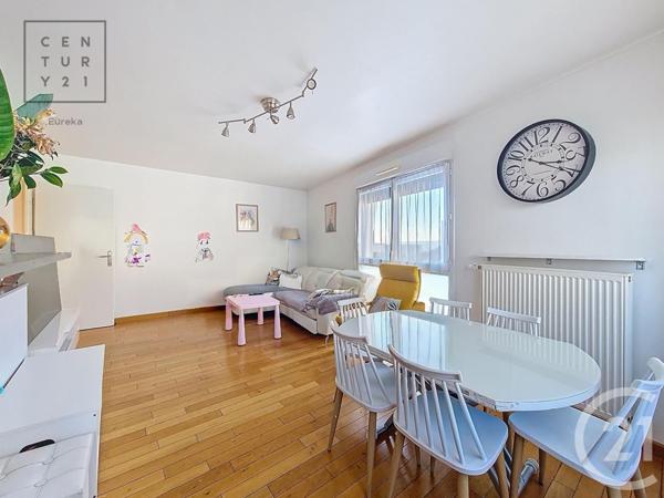 Appartement F4 à vendre  4 pièces - 79,21 m2 FRESNES - 94