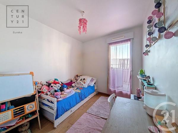 Appartement F4 à vendre  4 pièces - 79,21 m2 FRESNES - 94