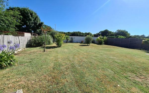 Maison à vendre    4 pièces •  Médis