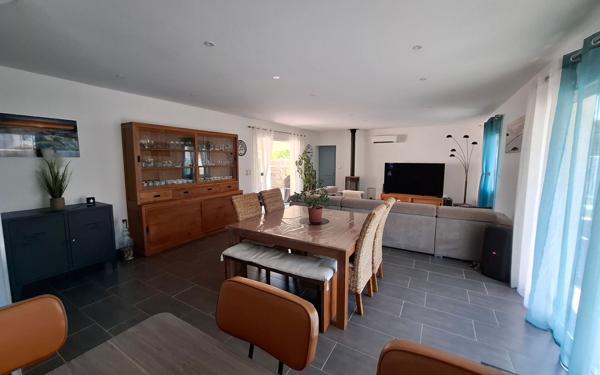 Maison à vendre    4 pièces •  Médis