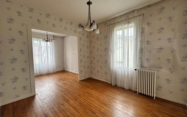 Maison à vendre    6 pièces •  Talence