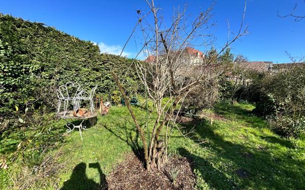 Maison à vendre    6 pièces •  Talence