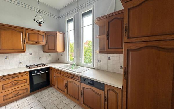 Maison à vendre    6 pièces •  Talence