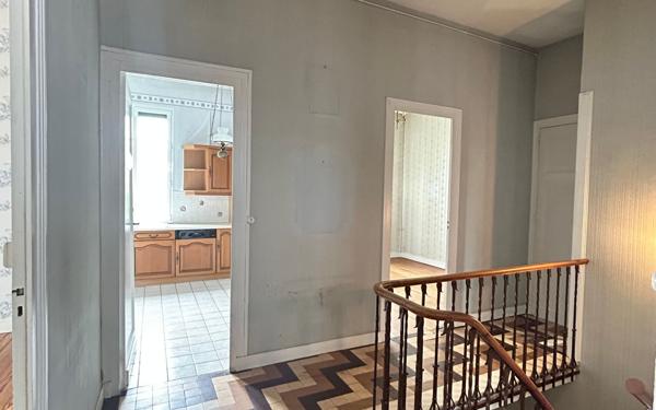 Maison à vendre    6 pièces •  Talence