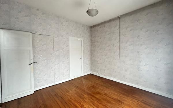 Maison à vendre    6 pièces •  Talence