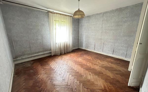 Maison à vendre    6 pièces •  Talence