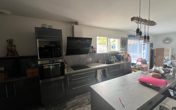Maison à vendre    4 pièces •  Biscarrosse