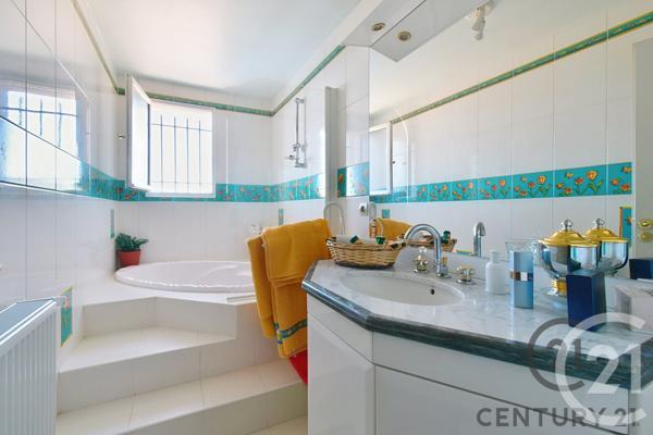 Maison à vendre  4 pièces - 128 m2 VILLENEUVE LES AVIGNON - 30