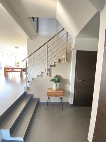 Maison - 5 pièces - 118 m²