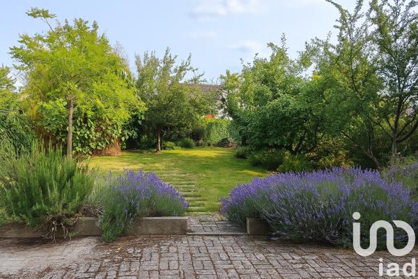 House for sale 8 rooms 171 m² Châlons-en-Champagne