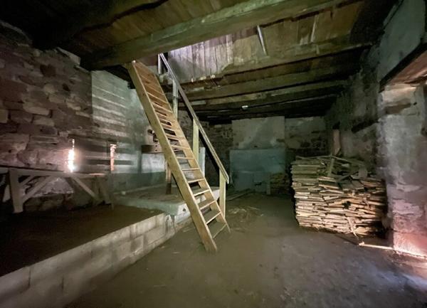 Maison à vendre    2 pièces •  Clairvaux-d'Aveyron