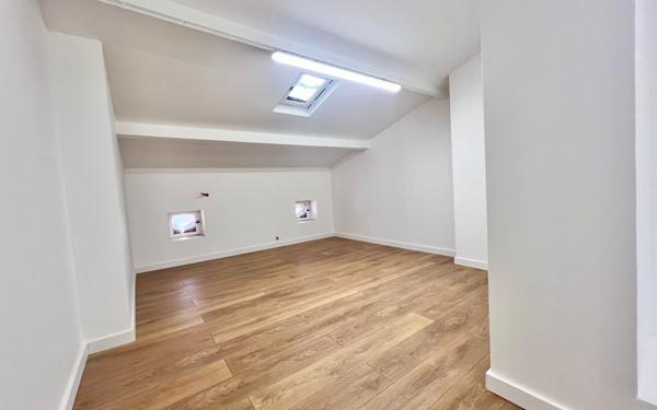 Maison à vendre    5 pièces • 90 m2 Plaisance-du-Touch