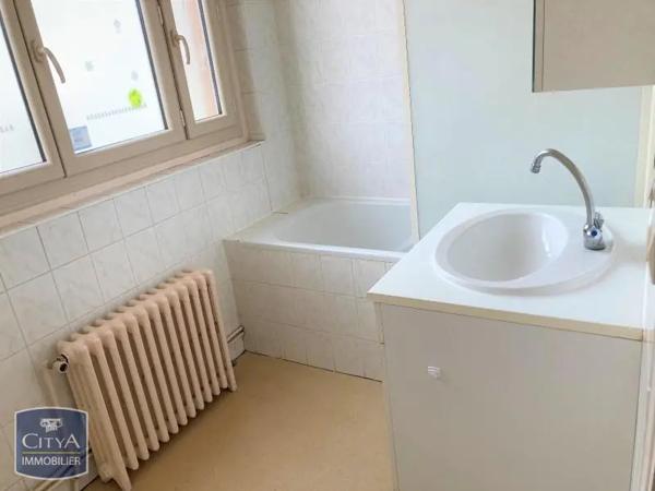 Appartement à louer 2 pièces 42.45m²