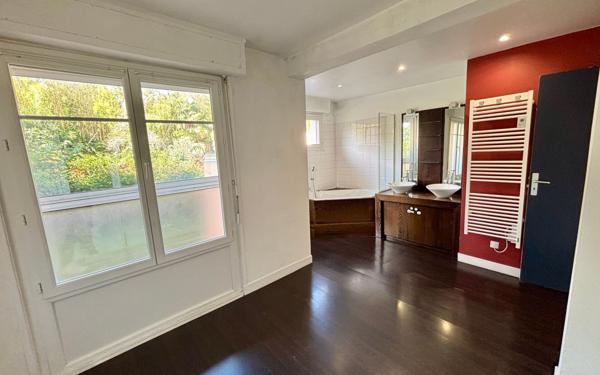 Appartement à vendre    3 pièces • 71,37 m2 Bayonne