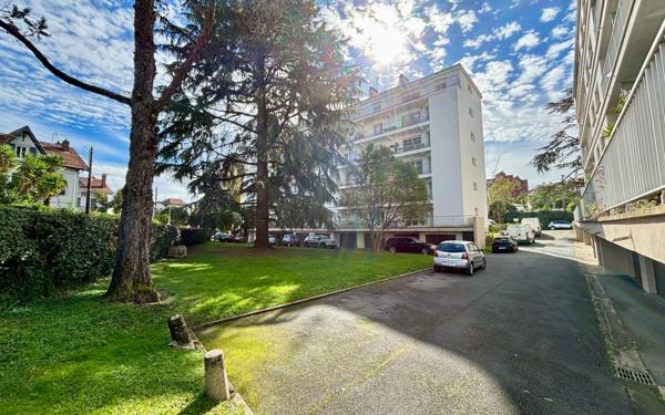 Appartement à vendre    3 pièces • 71,37 m2 Bayonne