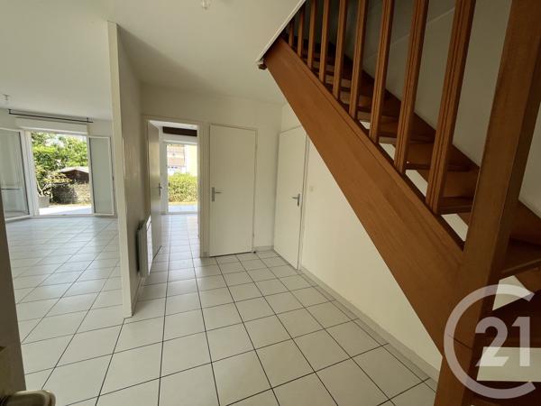Maison à vendre  4 pièces - 82,24 m 2   FARGUES ST HILAIRE  - 33