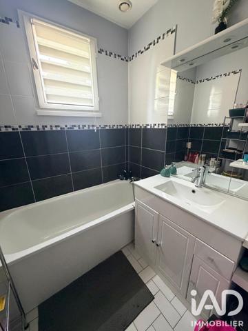 Maison à vendre 6 pièces 110 m² Vert-Saint-Denis