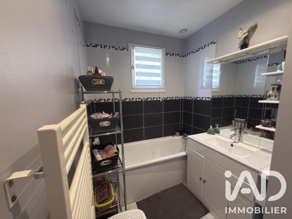 Maison à vendre 6 pièces 110 m² Vert-Saint-Denis