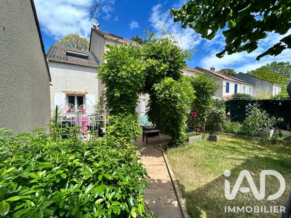Maison à vendre 6 pièces 110 m² Vert-Saint-Denis