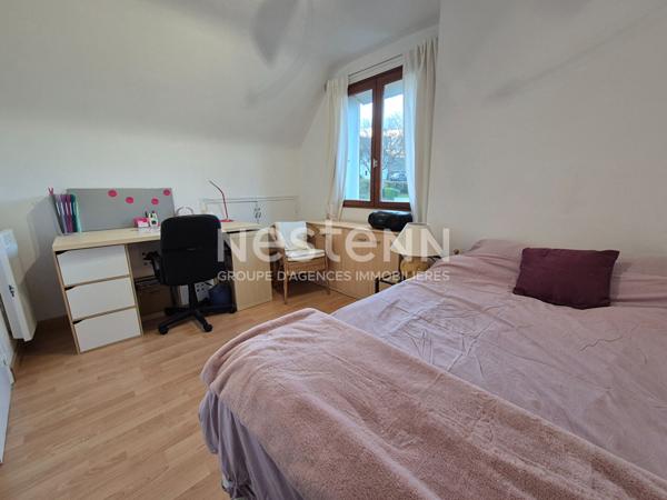 Maison familiale 4 chambres, sur sous-sol complet à Elven.