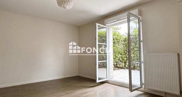Location Studio 32.16 m² - Plaisir 78370