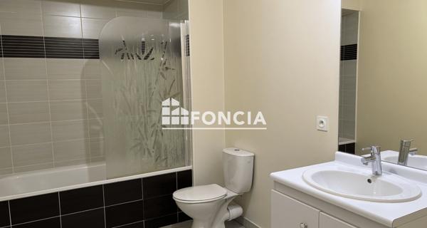 Location Studio 32.16 m² - Plaisir 78370