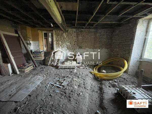 Etang majestueux avec 2 maisons à rénover sur 26ha !
