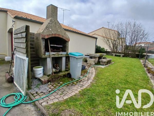 Maison à vendre 6 pièces 121 m² La Chaize-le-Vicomte
