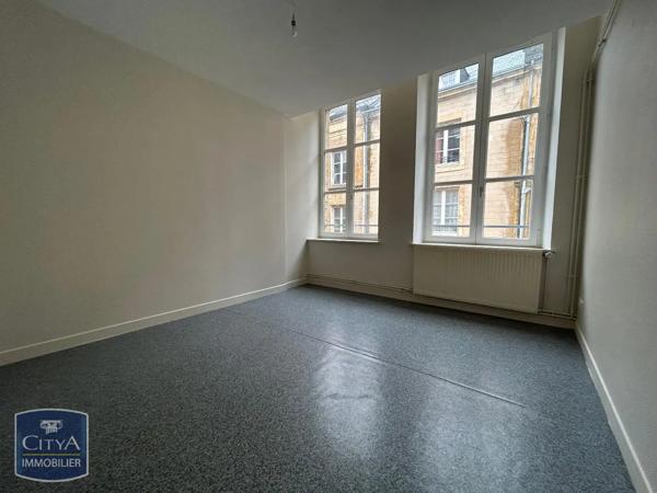 Appartement à louer 3 pièces 86.8m² Sedan (08200)